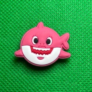 🌼 (5/$10 or 10/$15) NEW “Baby Shark” 🎀 Croc Charm Collection Pink/Mommy Shark